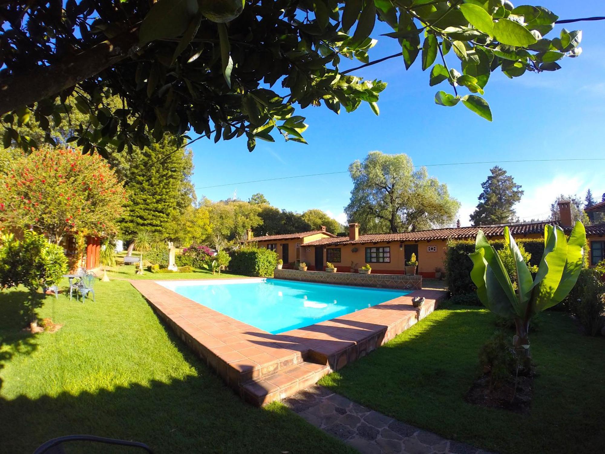 Villa Patzcuaro Garden Hotel Екстер'єр фото